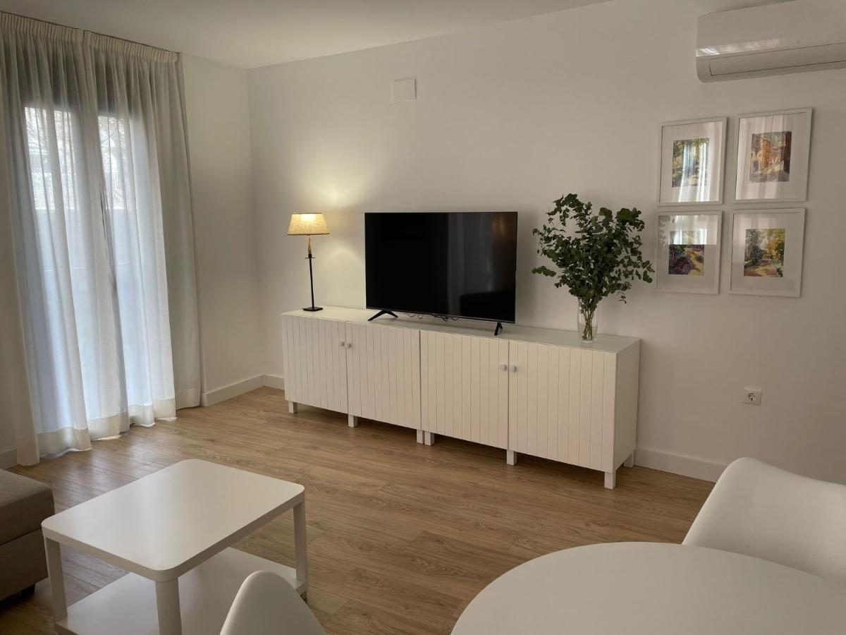 Apartamentos Cisneros 阿利坎特 外观 照片